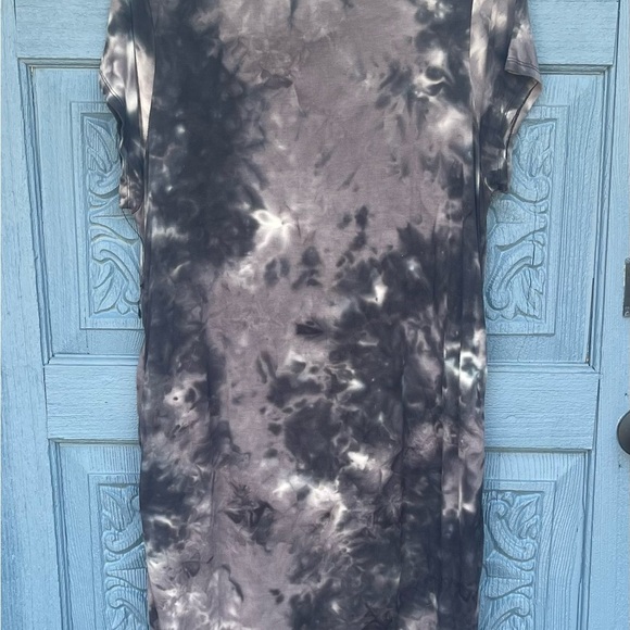 Time and Tru Black and Gray Sheath Midi Dress. Maternity or Not. - Picture 3 of 6